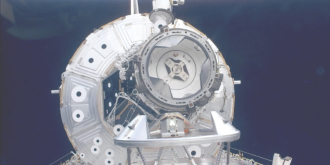 Space Vision System target attached to the Unity module (black round spots with white background)
