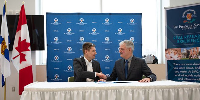 Dr. Richard Isnor, StFX Vice President of Research and Graduate Studies, and Steve Matier, President and CEO of Maritime Launch Services